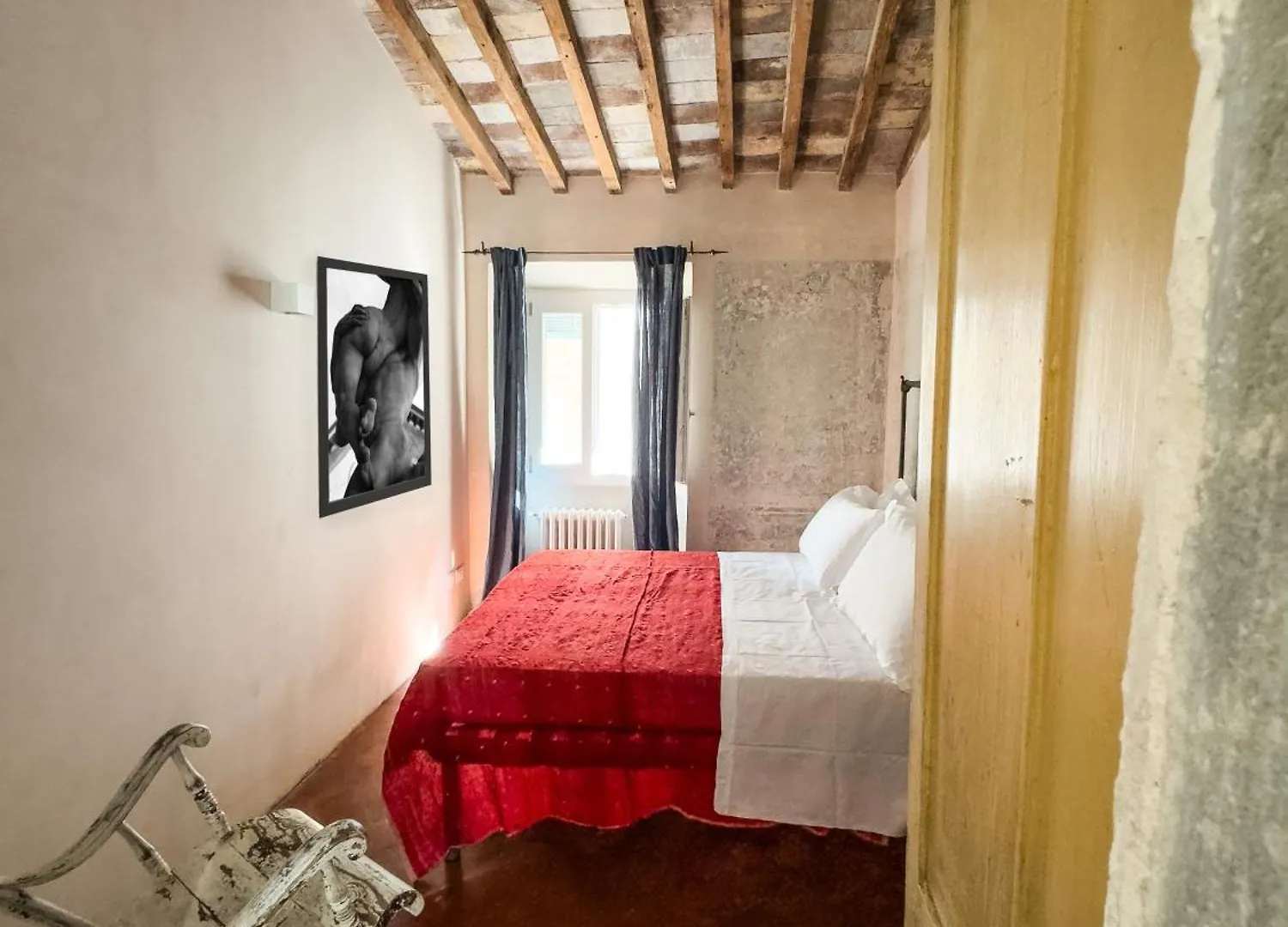 Green Rooftop Terrace Florence Historical Center Apartment Italy