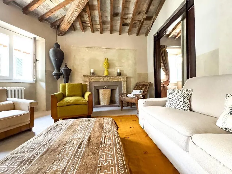 Green Rooftop Terrace Florence Historical Center Apartment 0*,